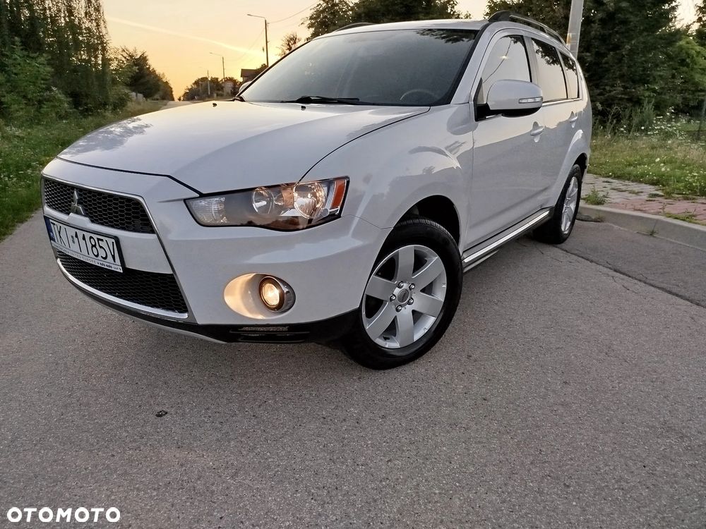 Mitsubishi Outlander 2.2 DI-D 4WD Invite - 3