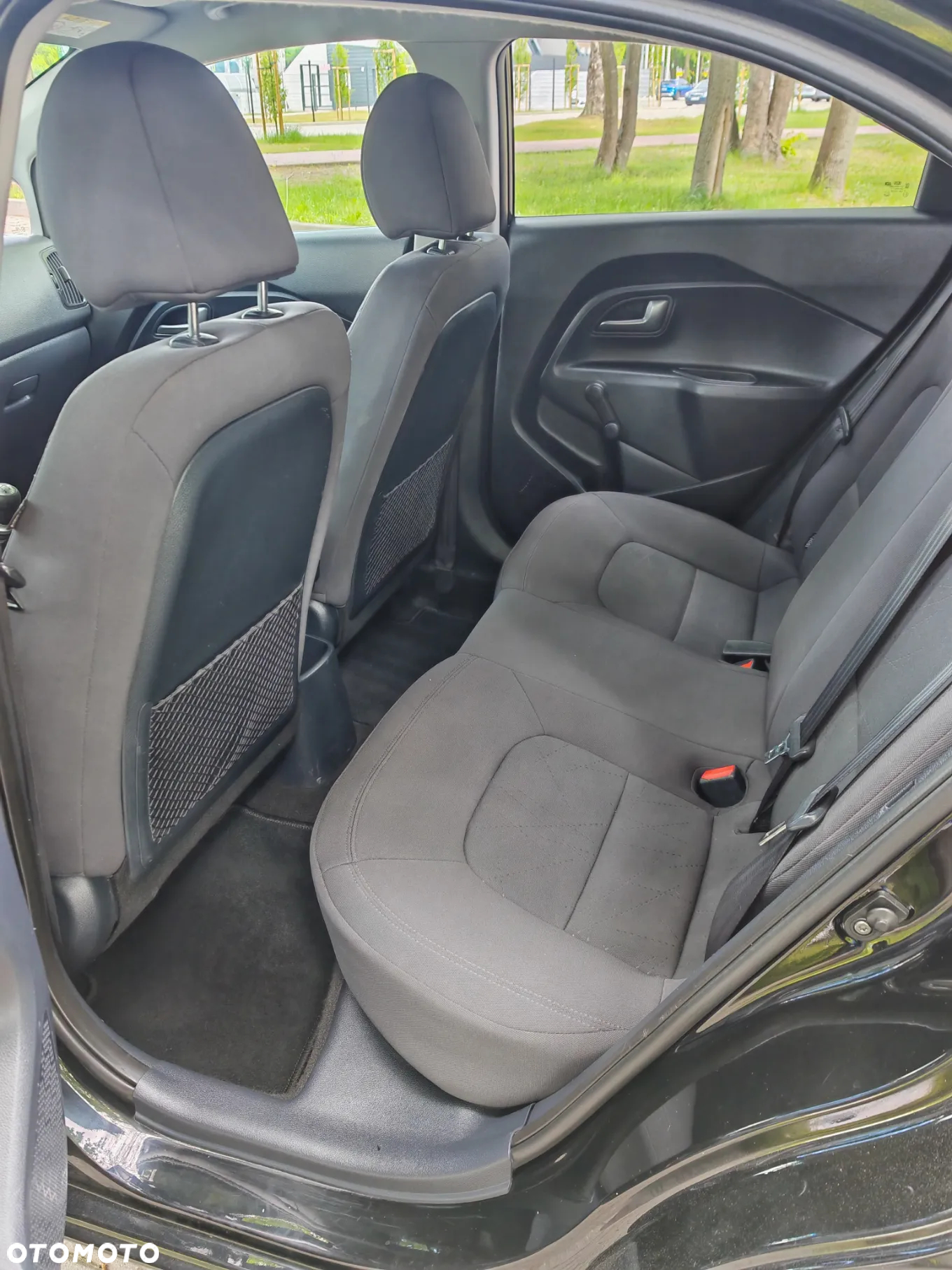 Kia Rio 1.2 Edition 7 - 9