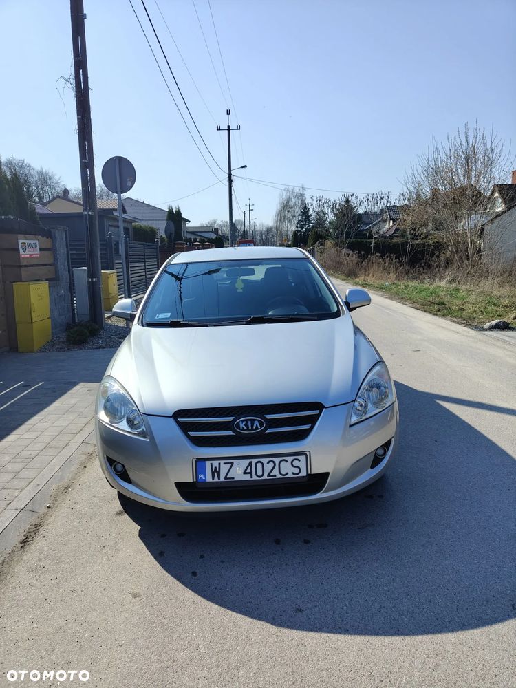 Kia Ceed 1.6 CVVT EX - 1