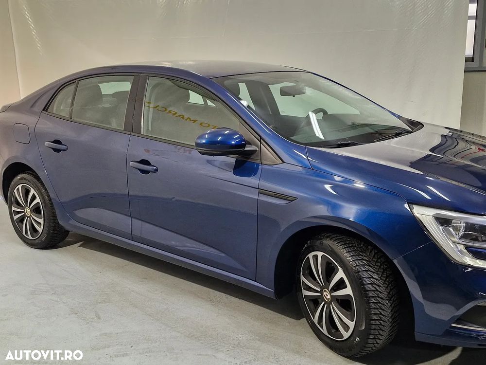 Renault Megane TCe Business - 9