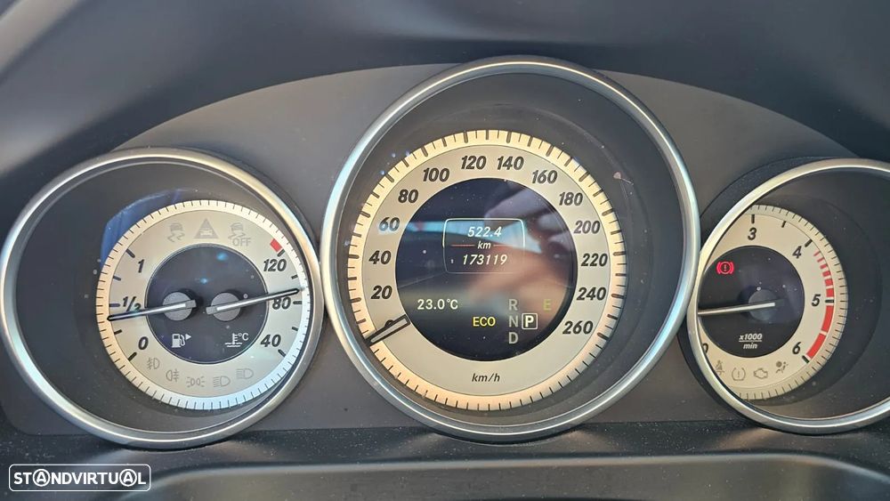 Mercedes-Benz E 220 - 6