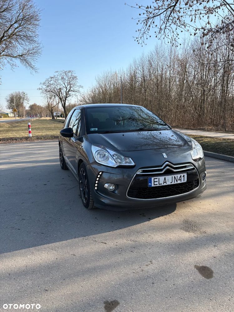 Citroën DS3 e-HDi 110 FAP SportChic - 1
