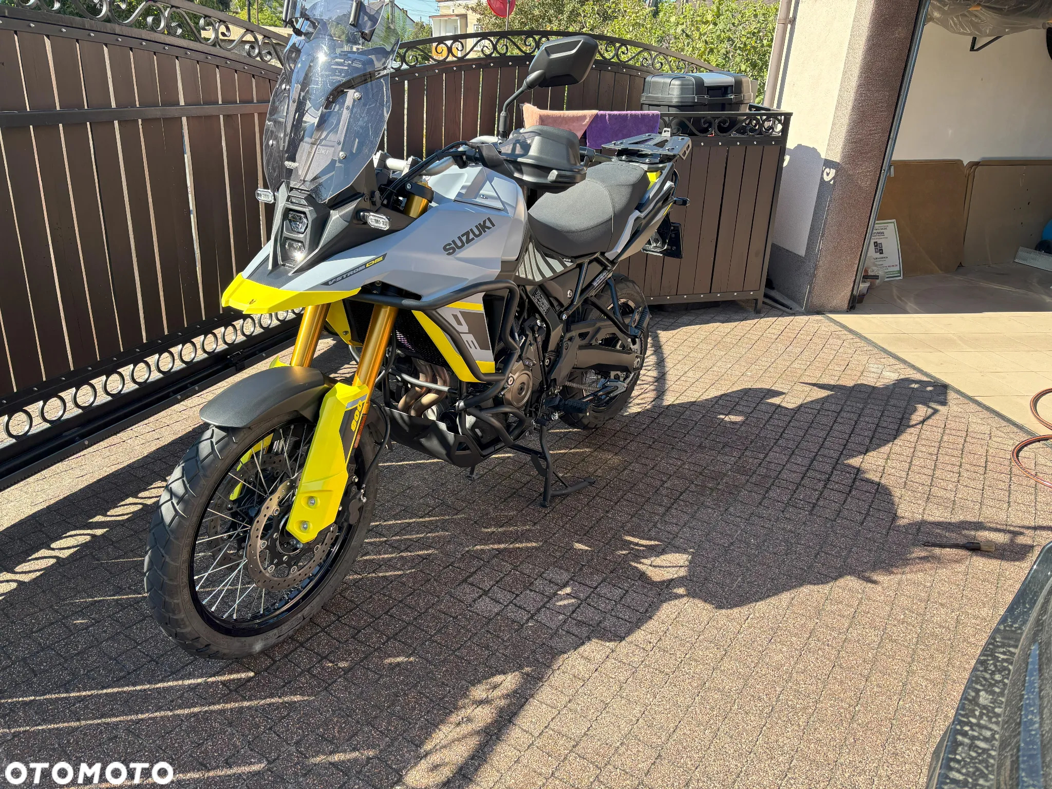 Suzuki V-STROM