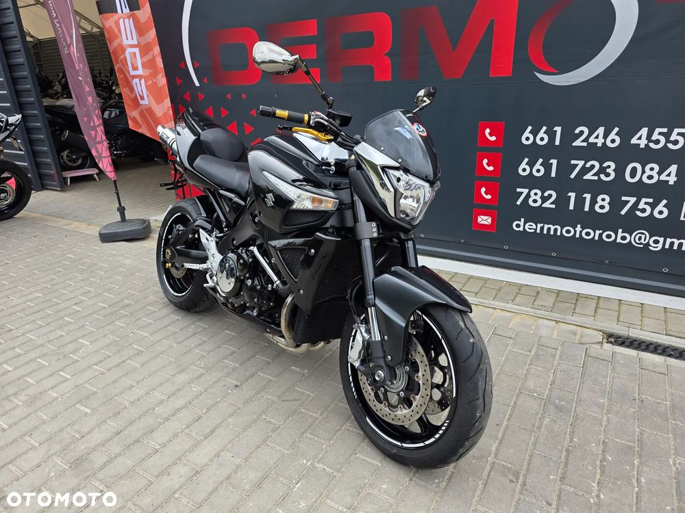 Suzuki GSX - 30