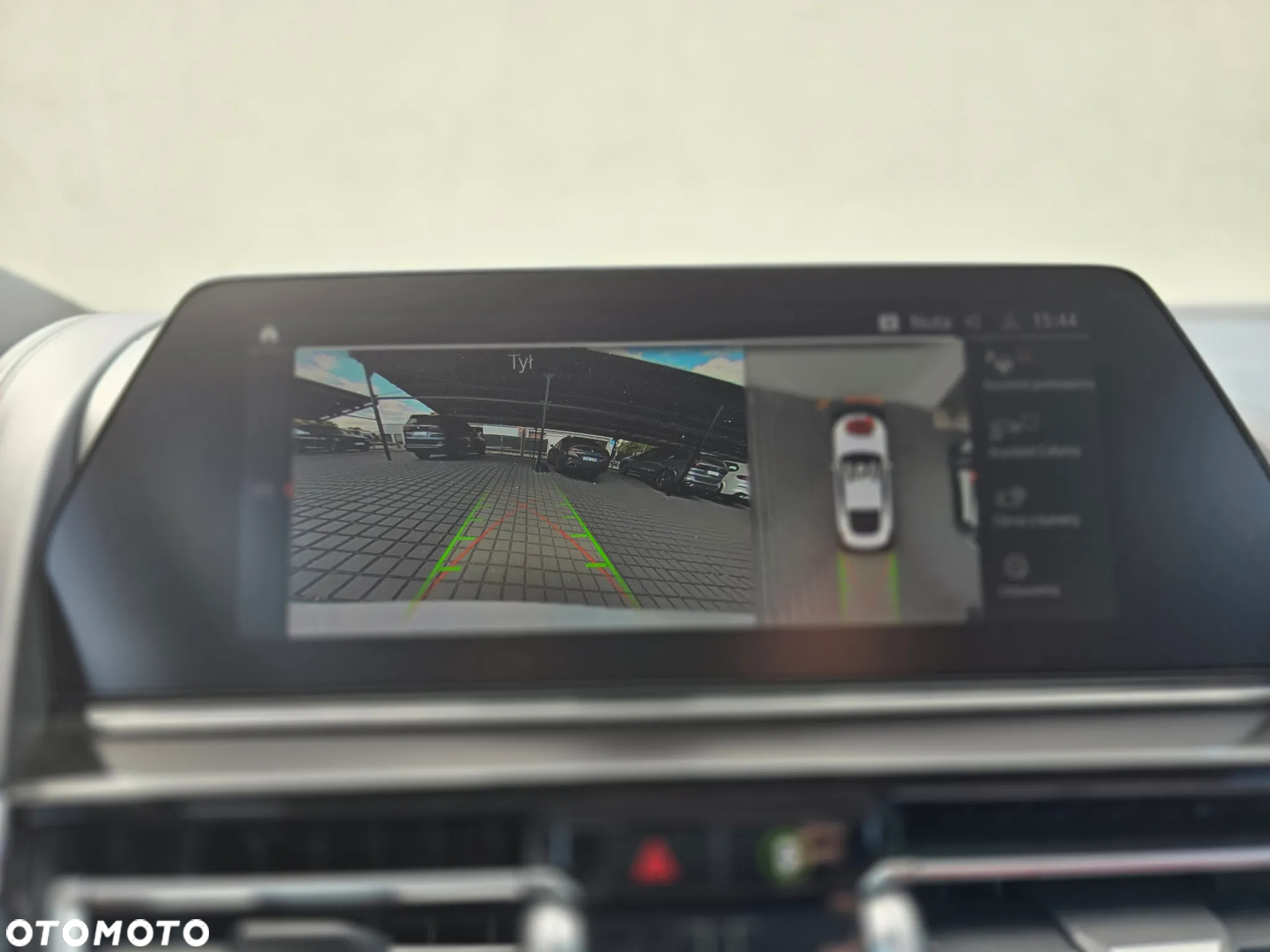 BMW Seria 8 M850i xDrive - 15