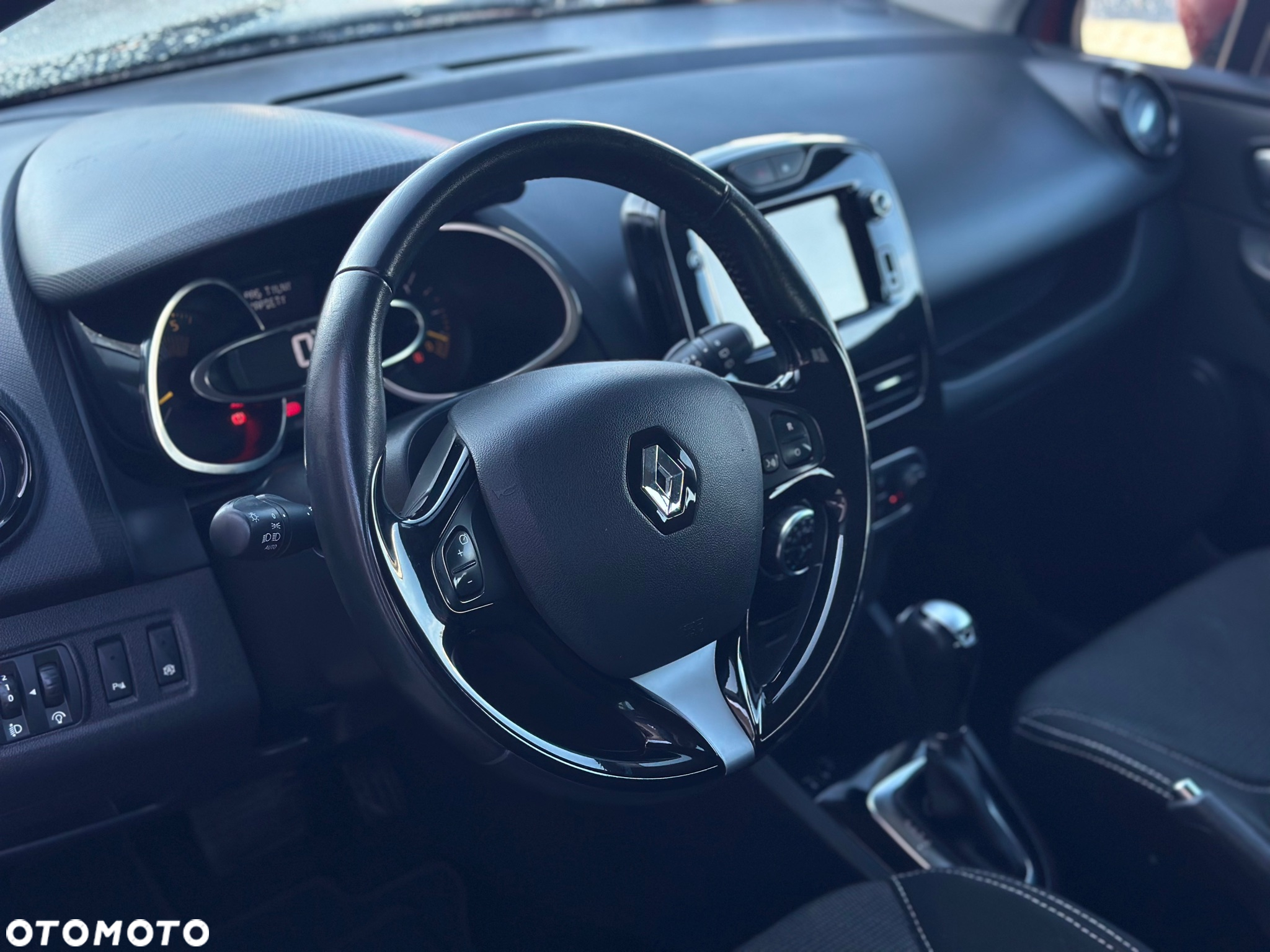 Renault Clio (Energy) dCi 90 EDC Bose Edition - 7