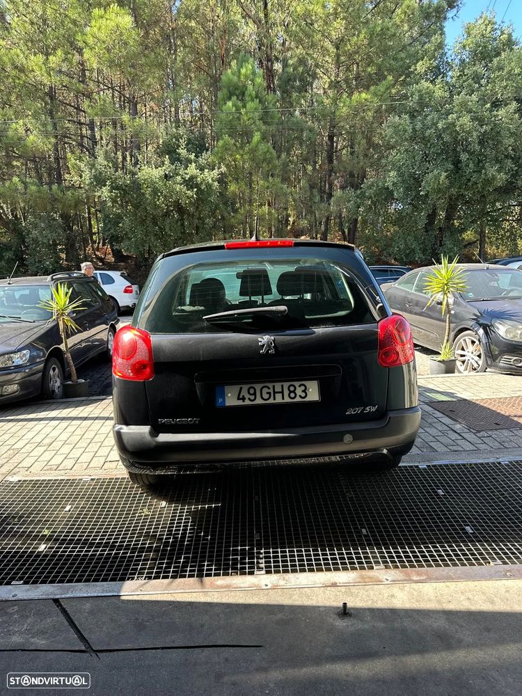 Peugeot 207 SW 1.4 Urban - 4