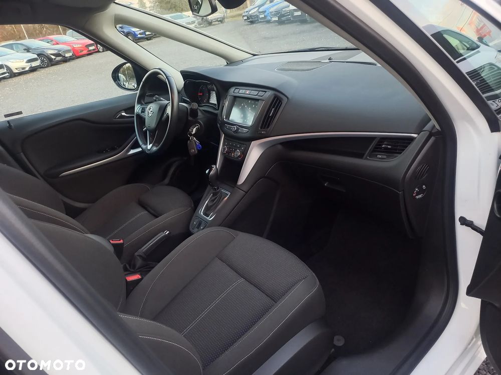 Opel Zafira - 20