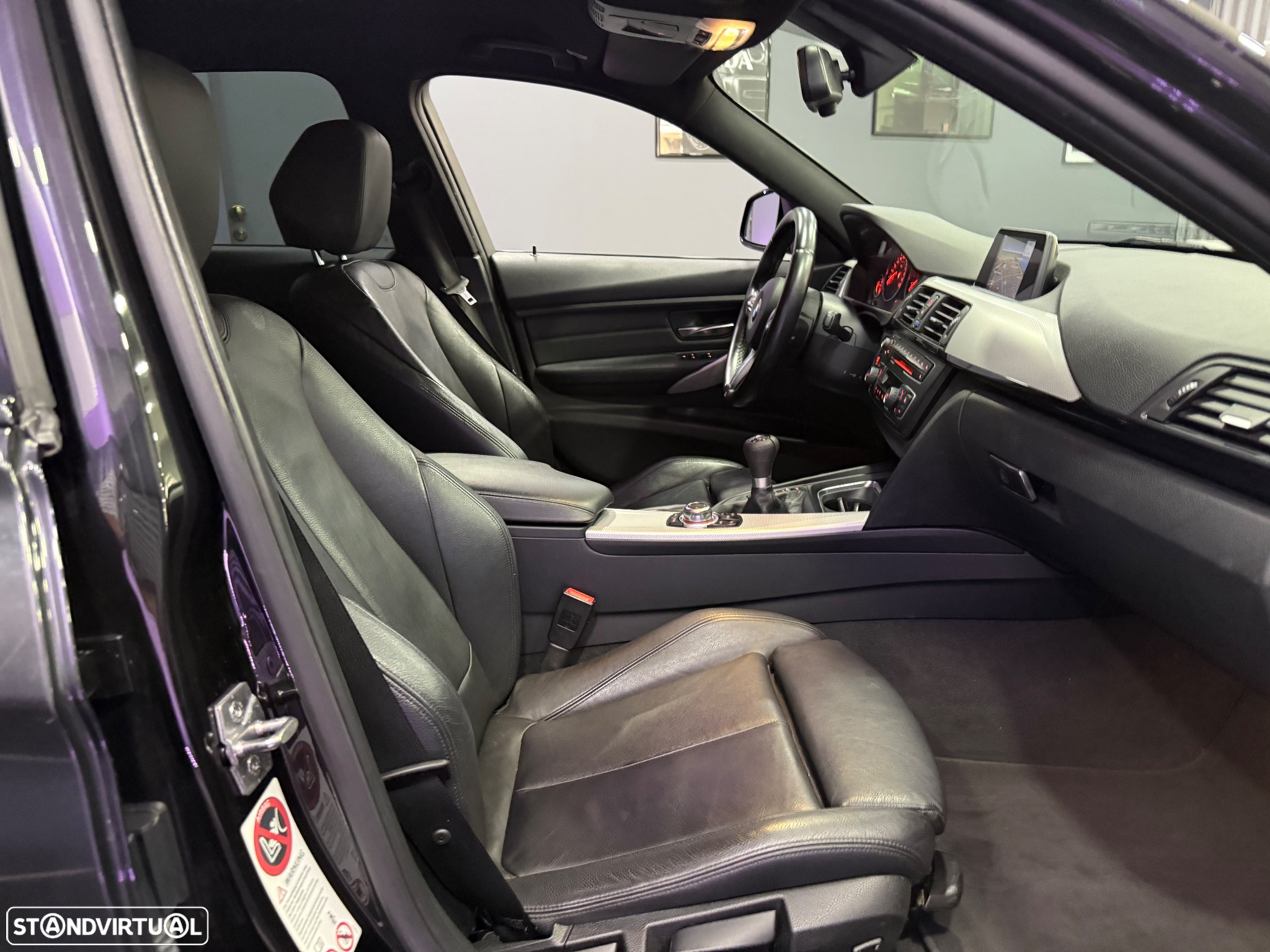 BMW 318 d Touring Pack M - 15