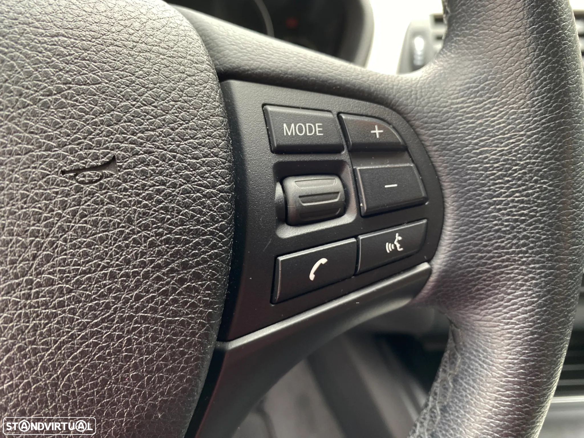 BMW 320 d Touring xDrive Auto - 20