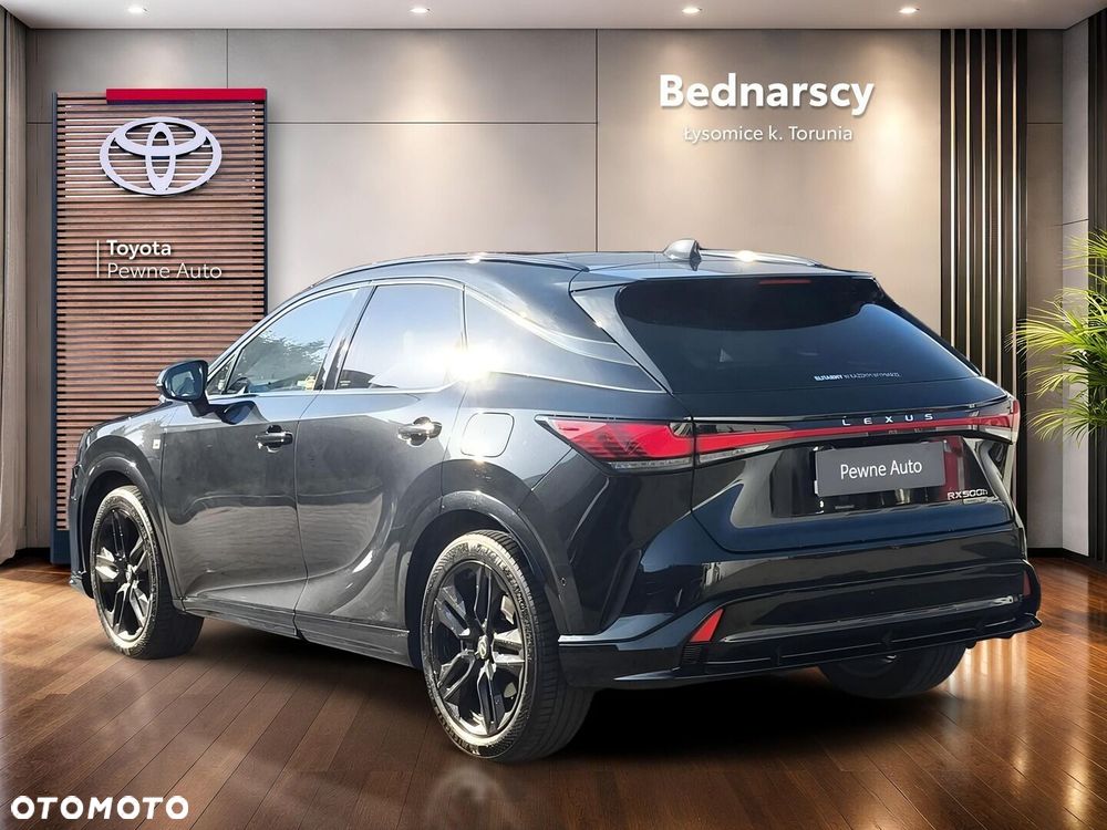 Lexus RX - 4