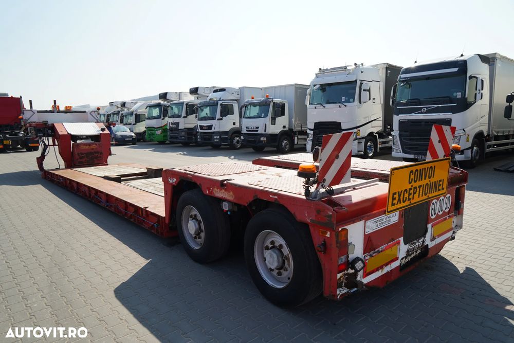 Nooteboom BETON JOS / EXTENSIBIL / TIEFBETT / EXTENSIBIL / TRANSPORTATOR / 19,5 M / MASĂ PUTERNICĂ: 55 TONE / - 26