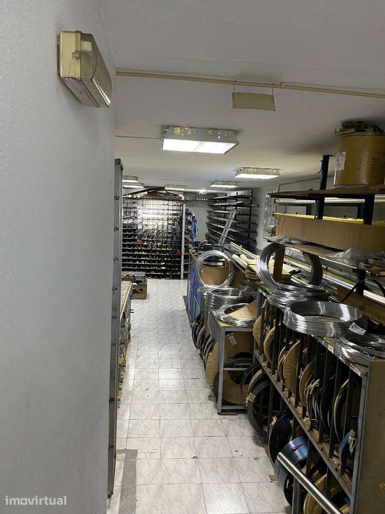 Loja, 152 m², Cedofeita, Santo Ildefonso, Sé, Miragaia, São Nicolau e Vitória - Grande imagem: 5/6