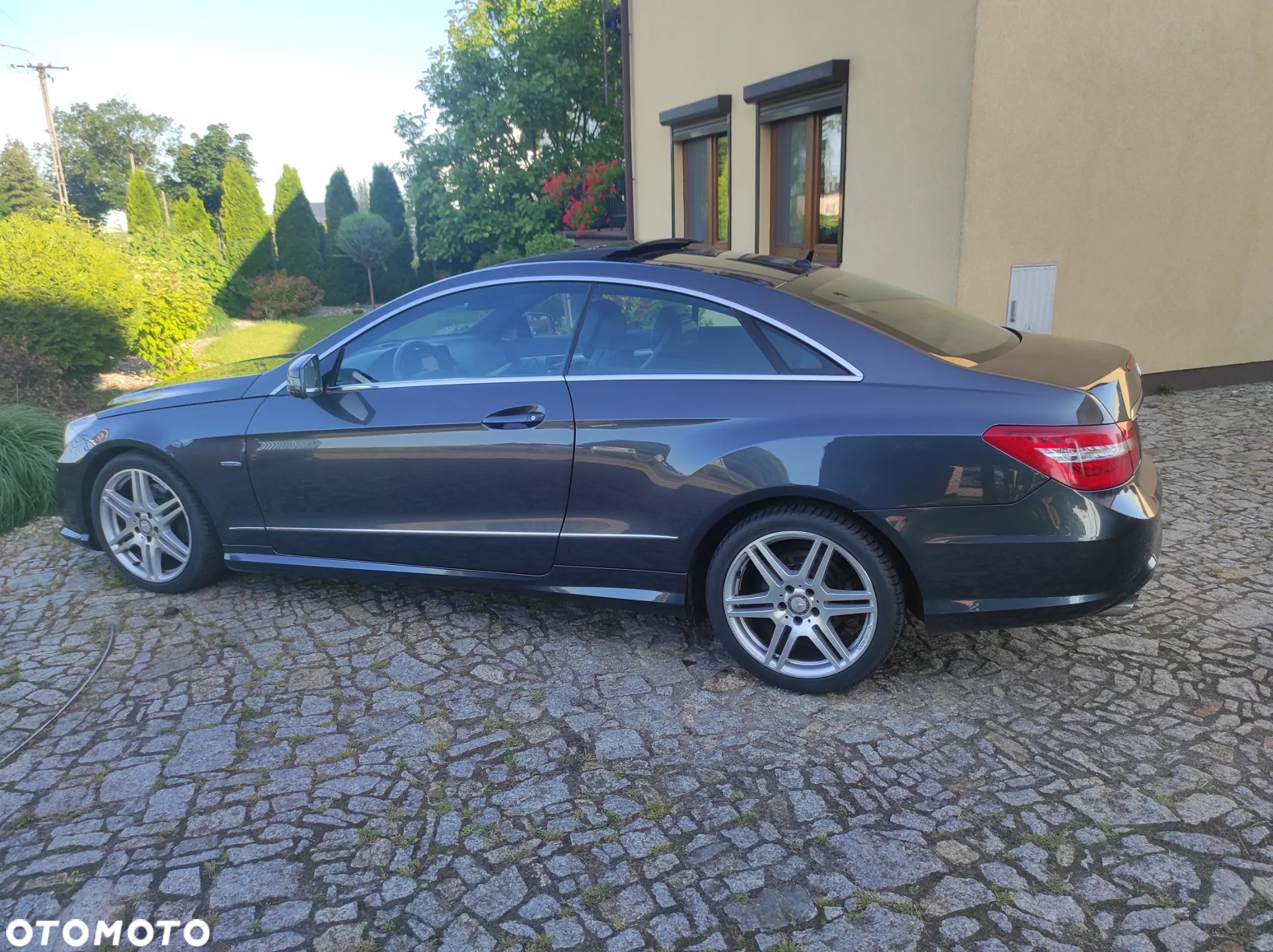 Mercedes-Benz Klasa E 200 CGI BlueEffICIENCY - 6