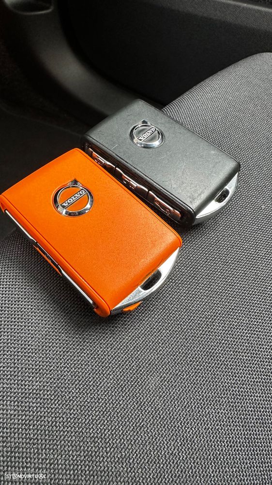 Volvo XC 40 Recharge 69 kWh Single Motor Core - 18