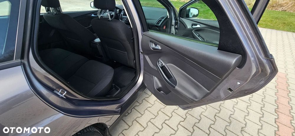 Ford Focus - 16
