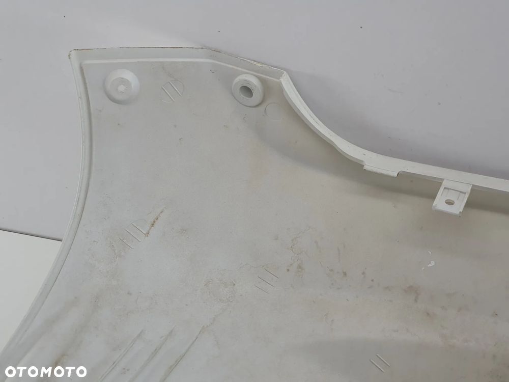 PLUG OWIEWKA DOLNA PRAWA OSLONA PEUGEOT E-VIVACITY - 16