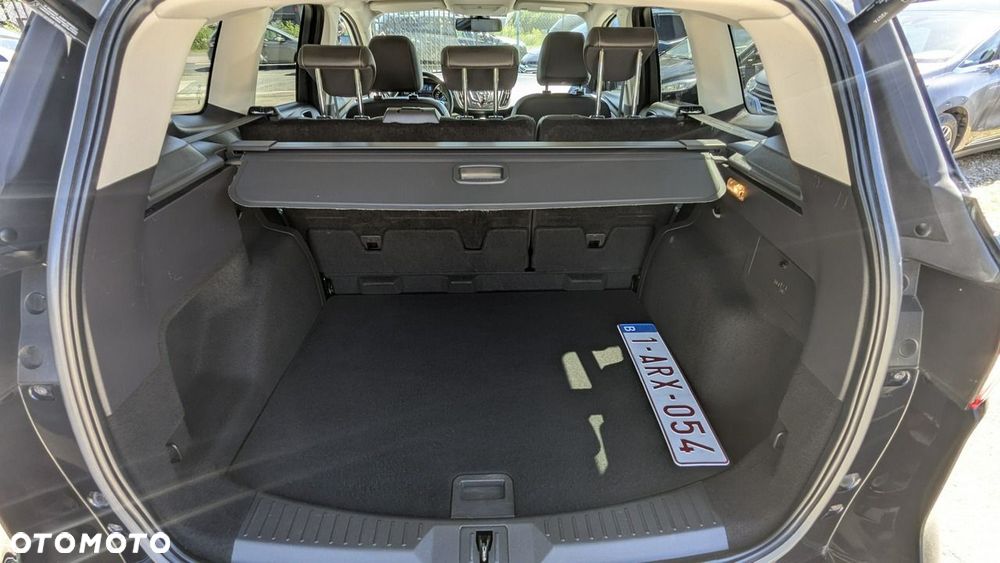 Ford Kuga - 32