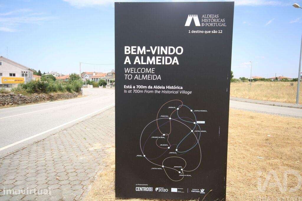 Terreno em Almeida de 663,00 m2 - Grande imagem: 2/28
