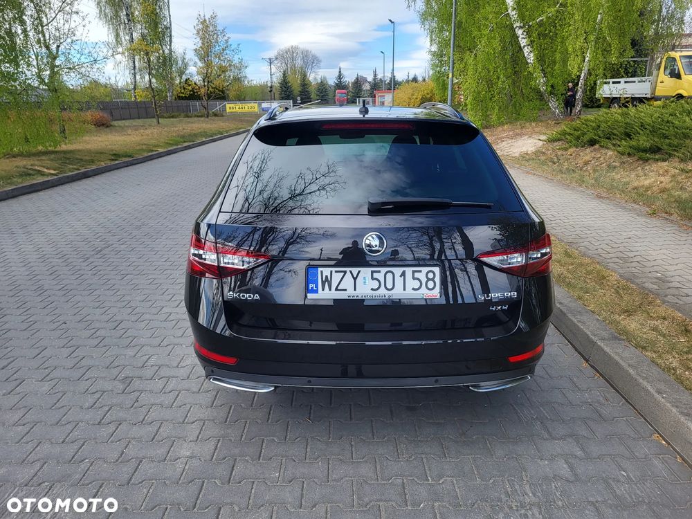 Skoda Superb 2.0 TDI 4x4 DSG Sportline - 5
