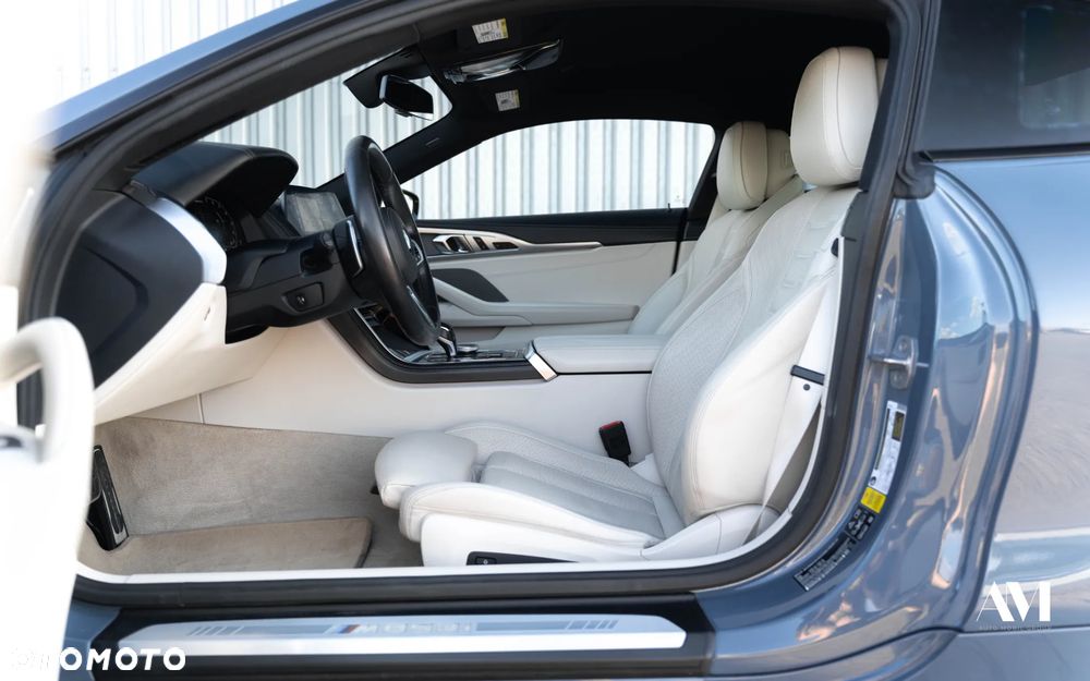 BMW Seria 8 M850i xDrive - 23