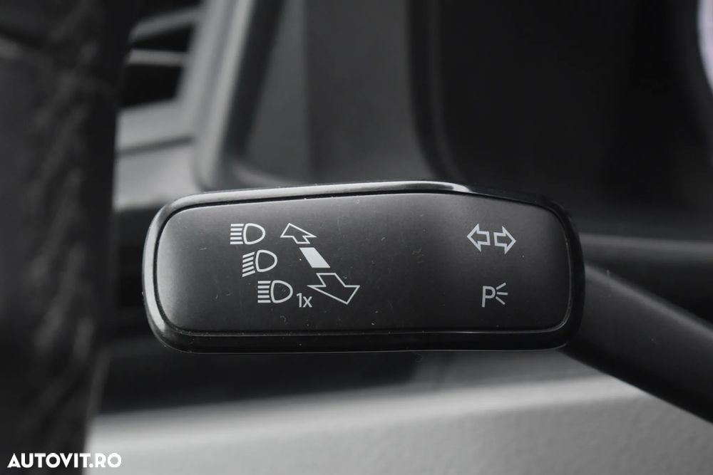 Volkswagen Transporter Kombi TDI Lang DSG - 30