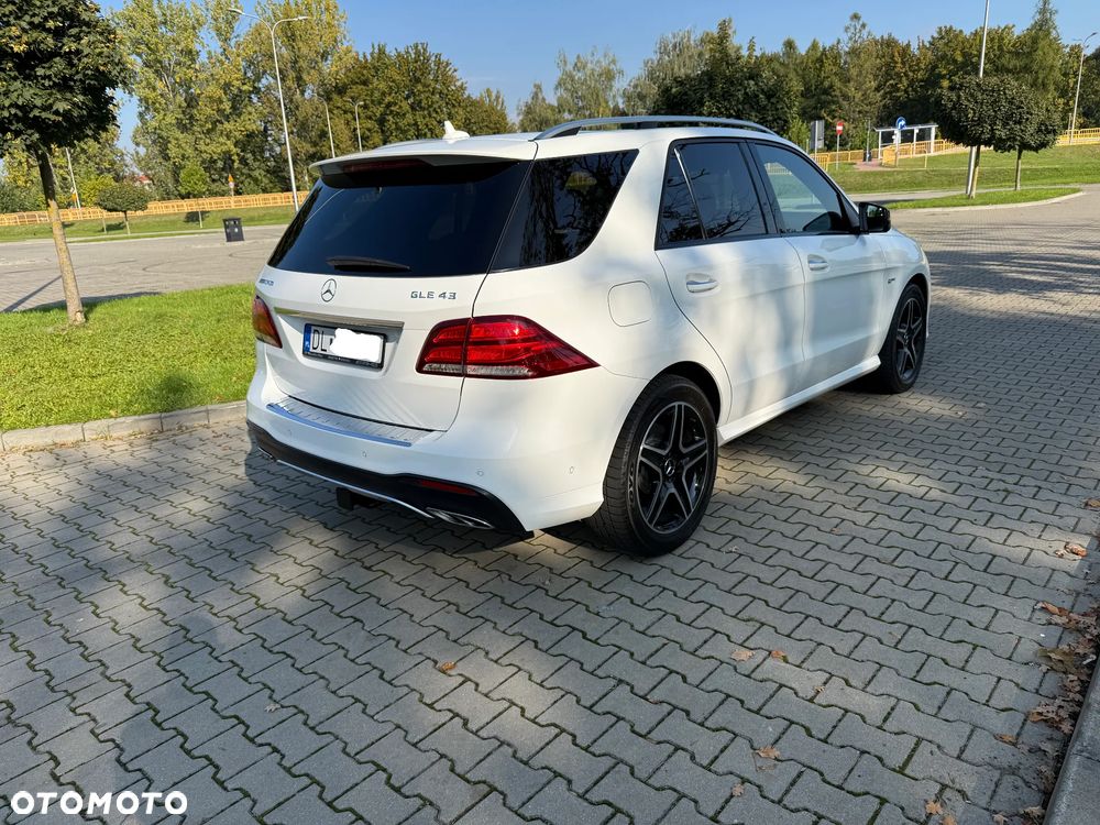 Mercedes-Benz GLE AMG 43 4Matic 9G-TRONIC AMG Line - 9