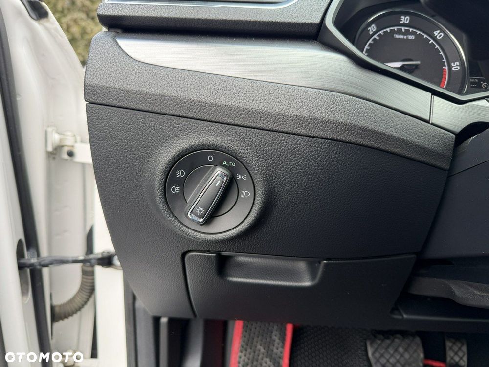 Skoda Superb 2.0 TDI 4x4 DSG L&K - 15