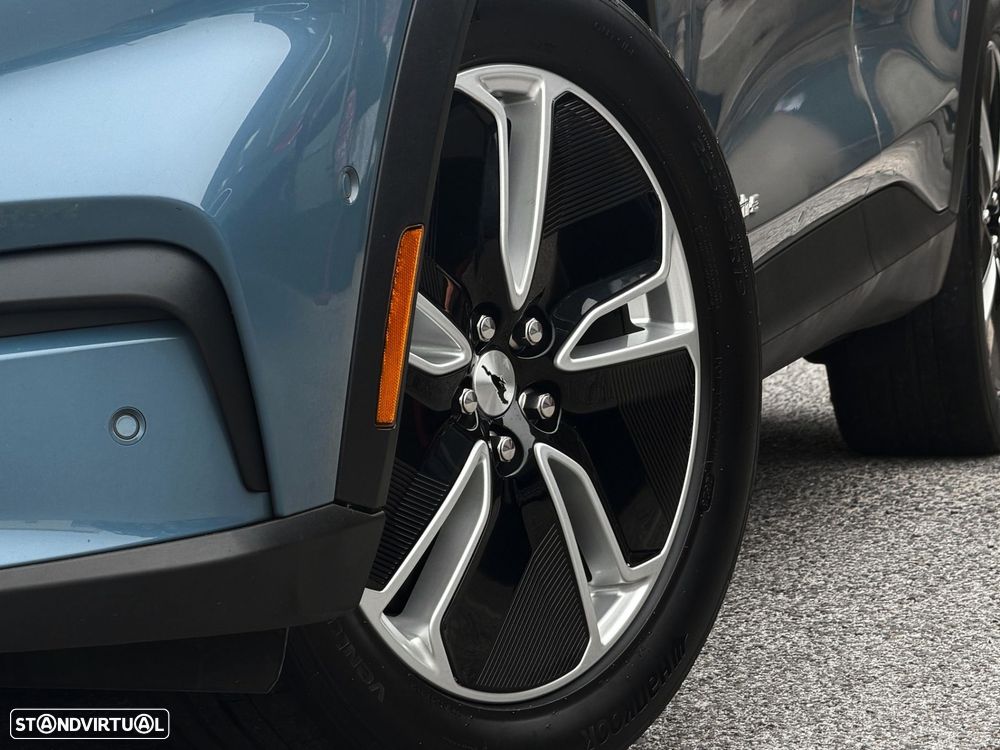 Ford Mustang Mach-E 75.7 kWh Base - 6