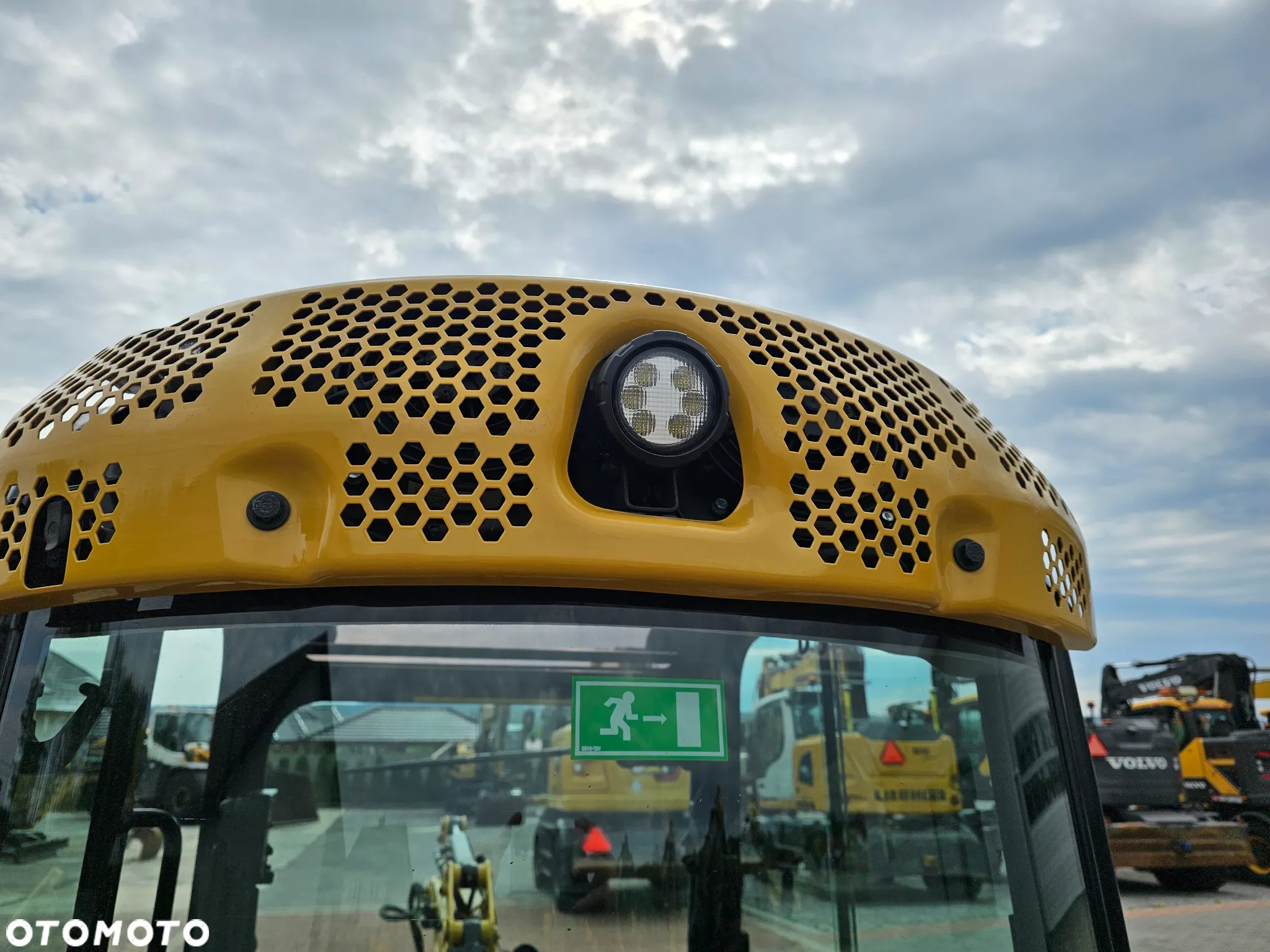 Caterpillar 301.6 - 24