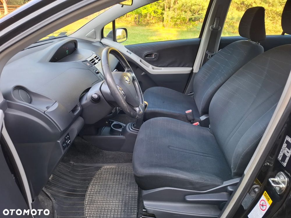 Toyota Yaris 1.3 Luna - 6