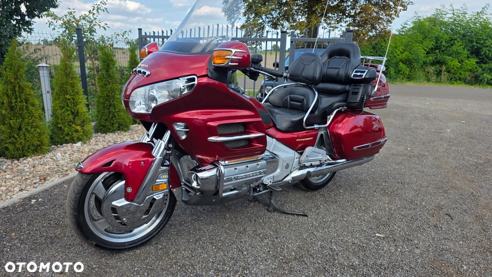 Honda GL - 24