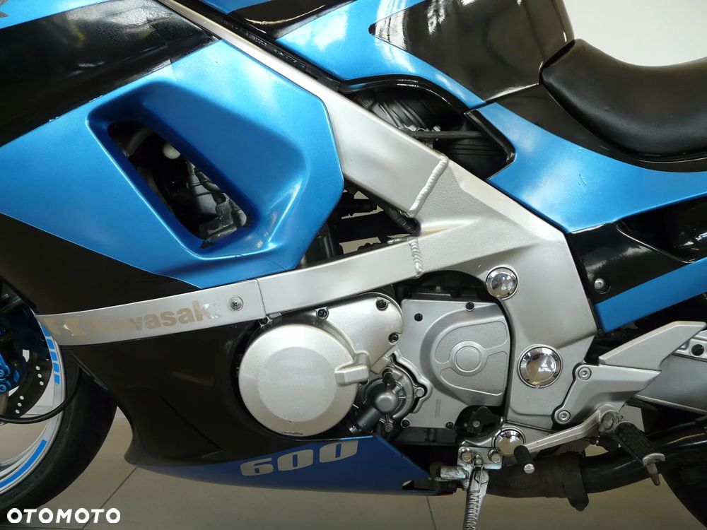 Kawasaki ZZR - 9