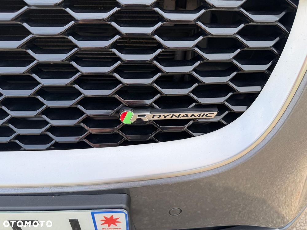 Jaguar E-Pace 2.0 i4P AWD R-Dynamic HSE - 9
