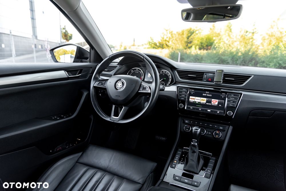Skoda Superb 2.0 TDI 4x4 DSG Style - 28