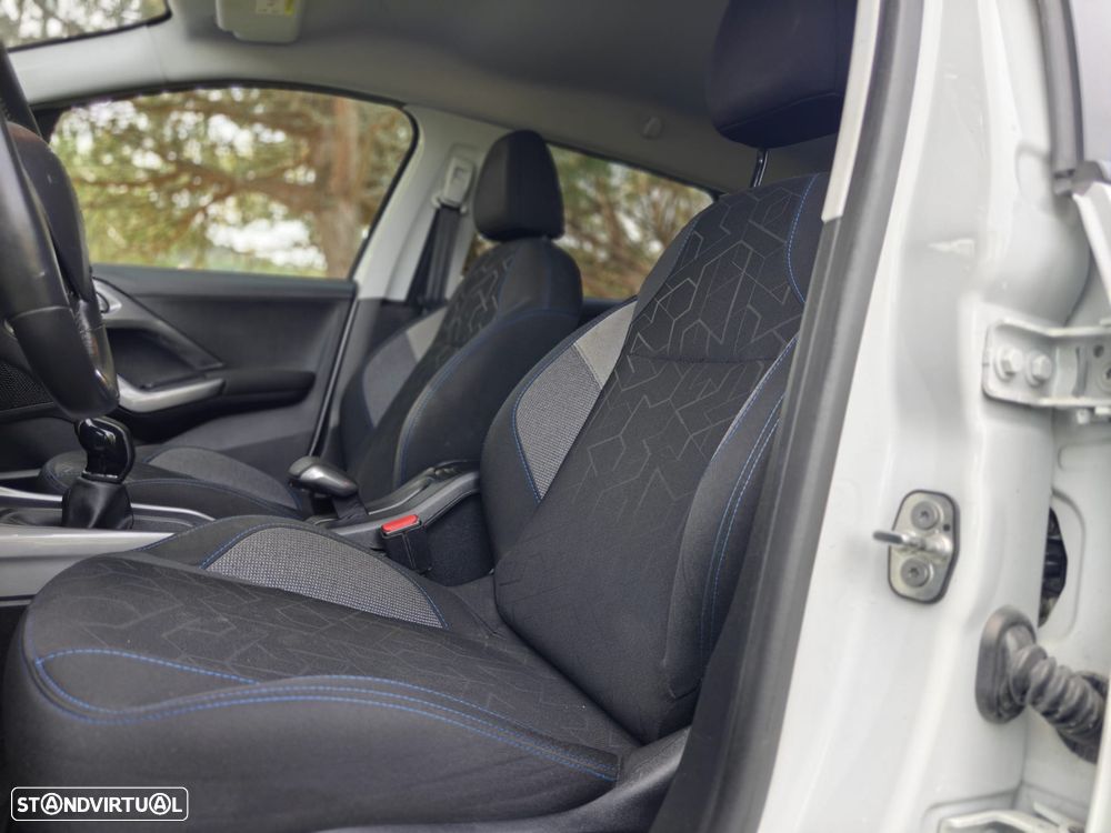 Peugeot 2008 1.2 PureTech Style - 26