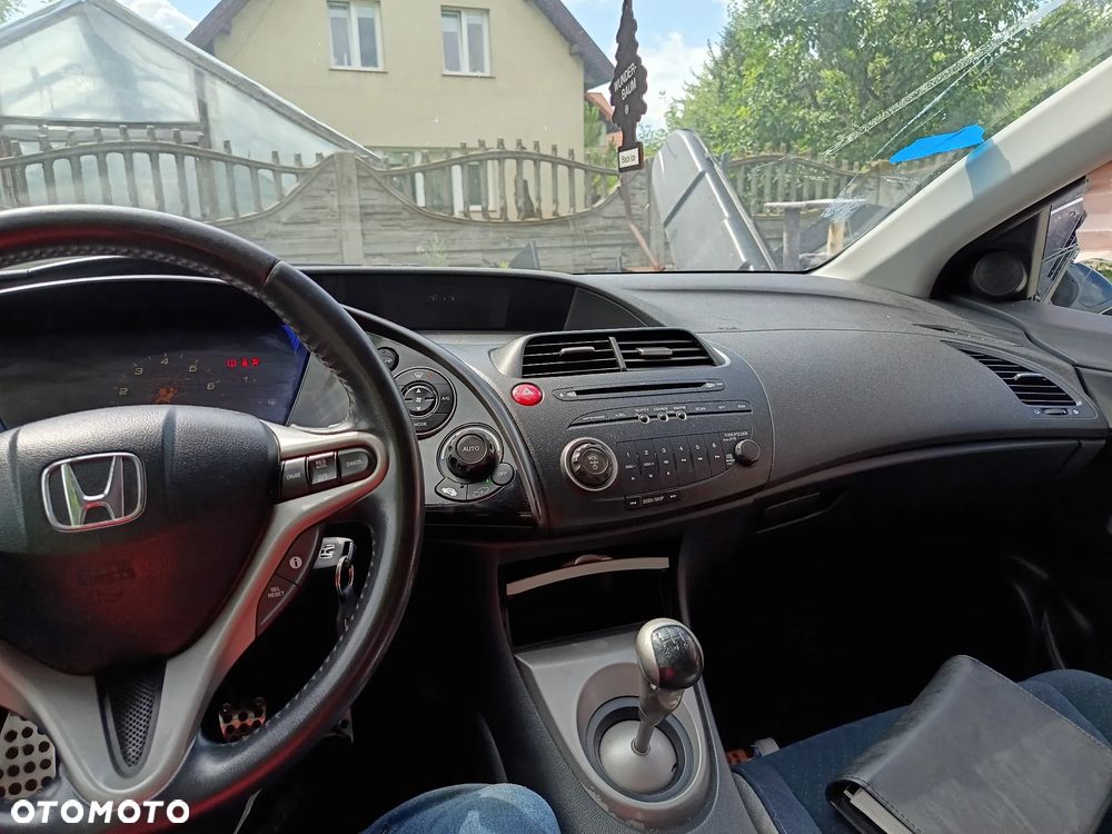 Honda Civic 1.8 Comfort - 12
