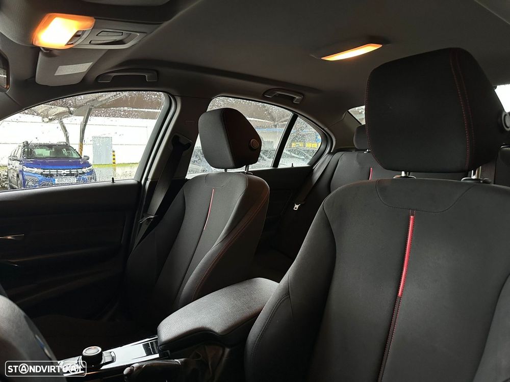 BMW 320 d Line Modern - 8