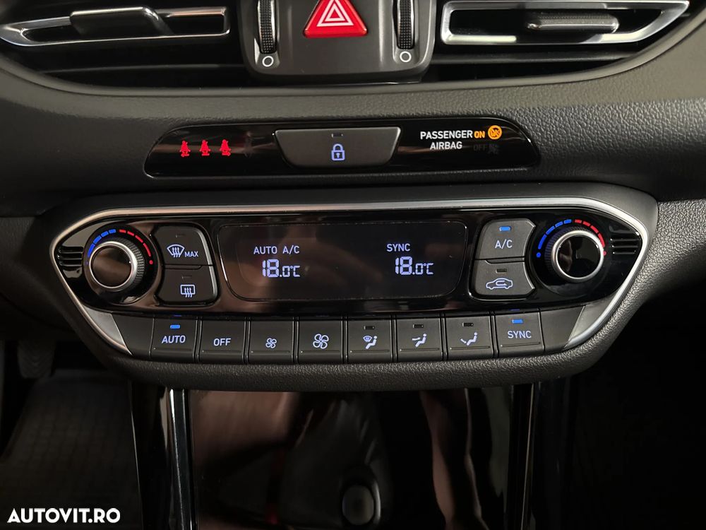 Hyundai i30 - 19