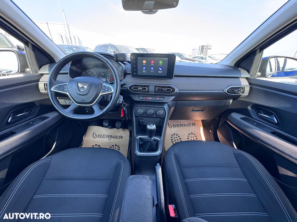 Dacia Logan TCe 90 Essential - 14