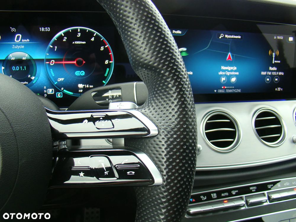 Mercedes-Benz Klasa E 300 de 4Matic 9G-TRONIC AMG Line - 29