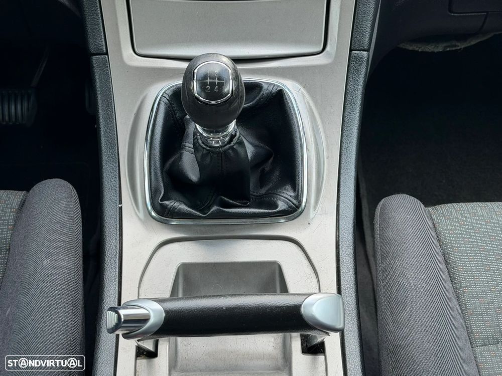 Ford S-Max 1.8 TDCi Titanium 7L - 12