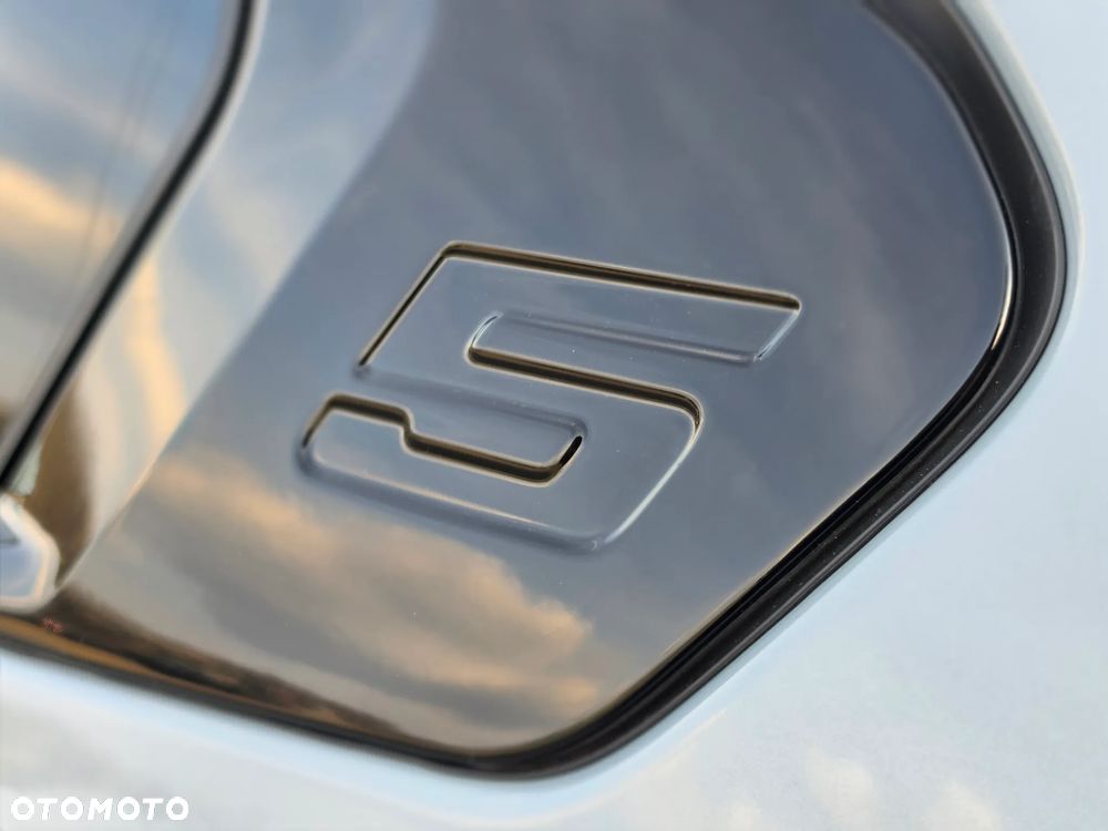 BMW Seria 5 520d mHEV - 18