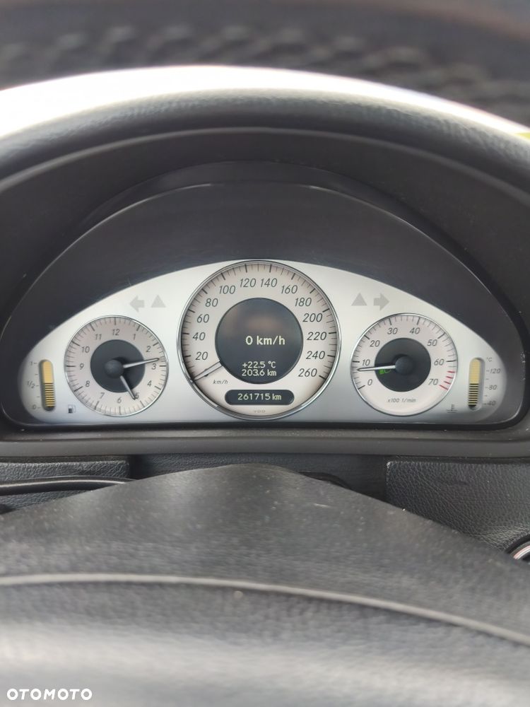 Mercedes-Benz CLK - 8