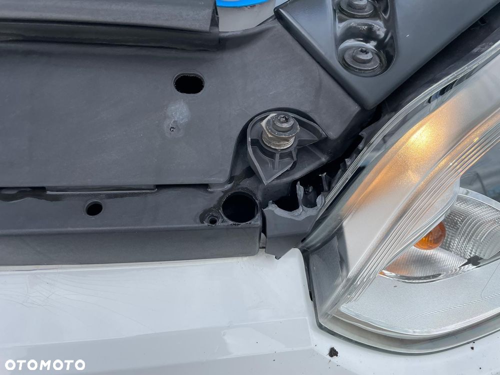 Volkswagen up! groove - 13