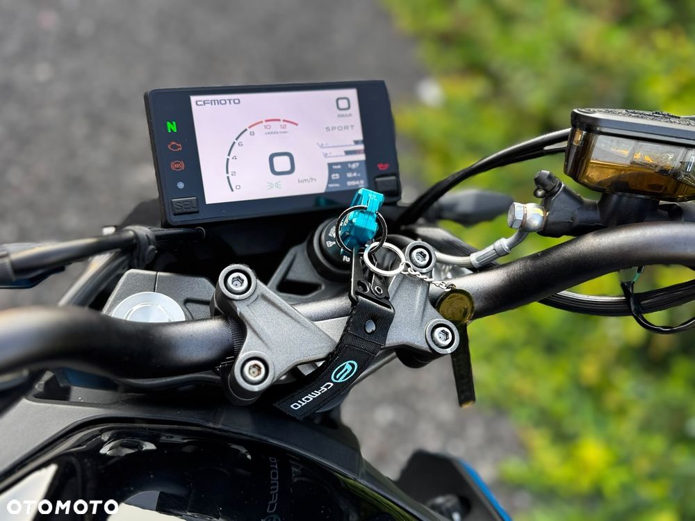 CFMoto 650 MT - 5