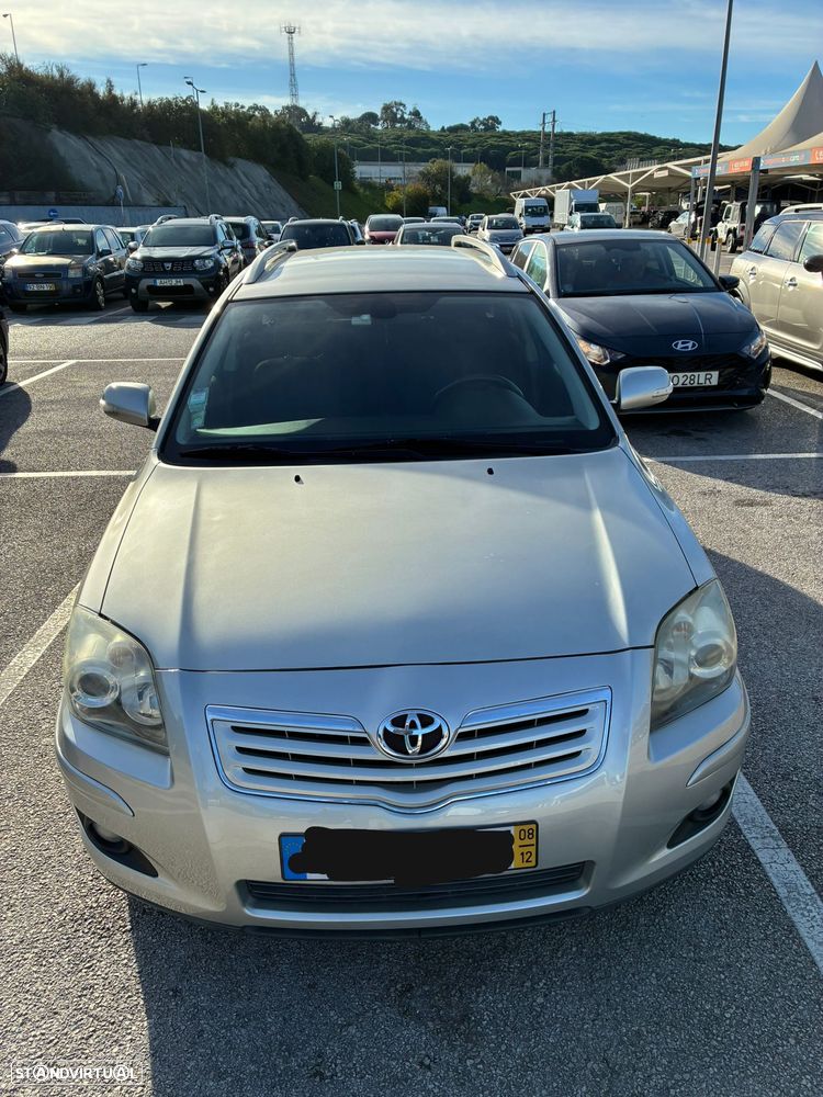 Toyota Avensis SW 2.0 D-4D - 1