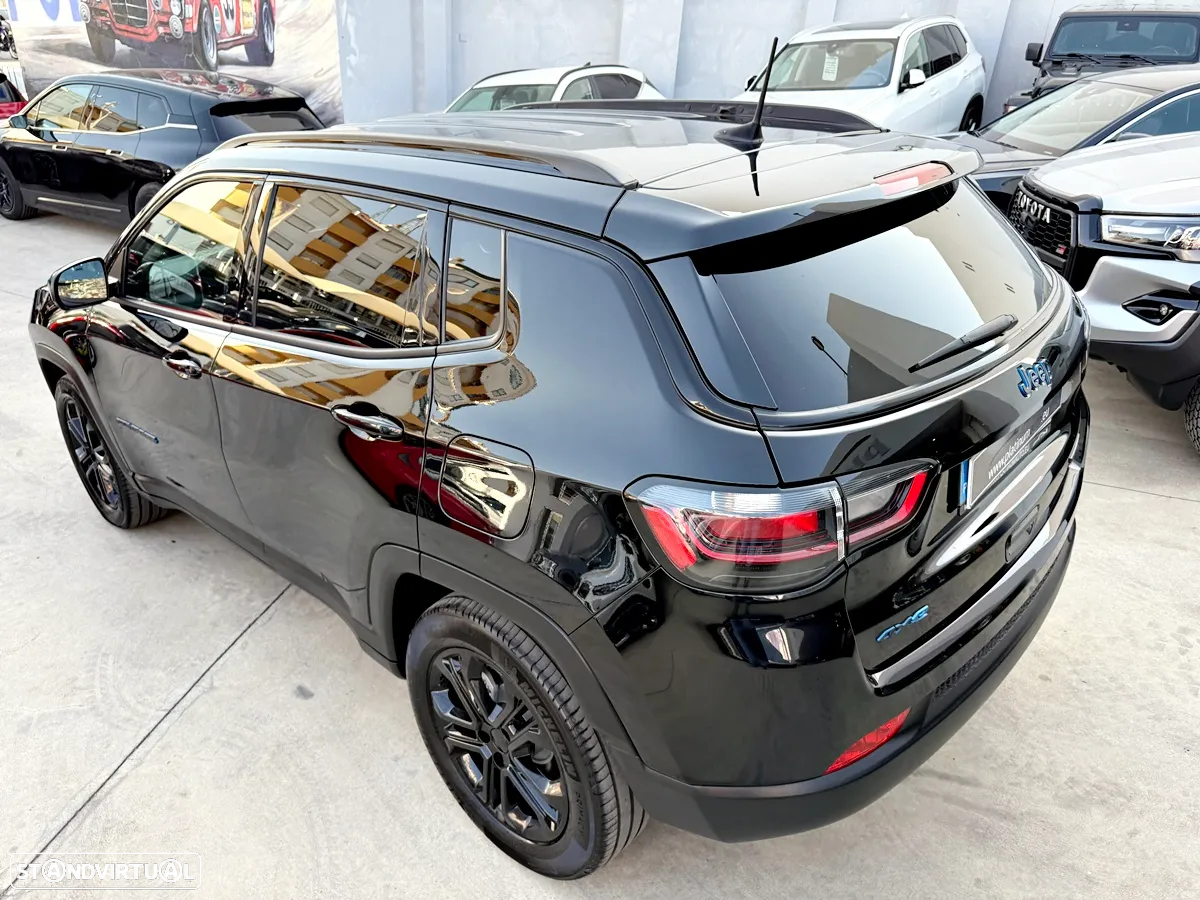 Jeep Compass - 45