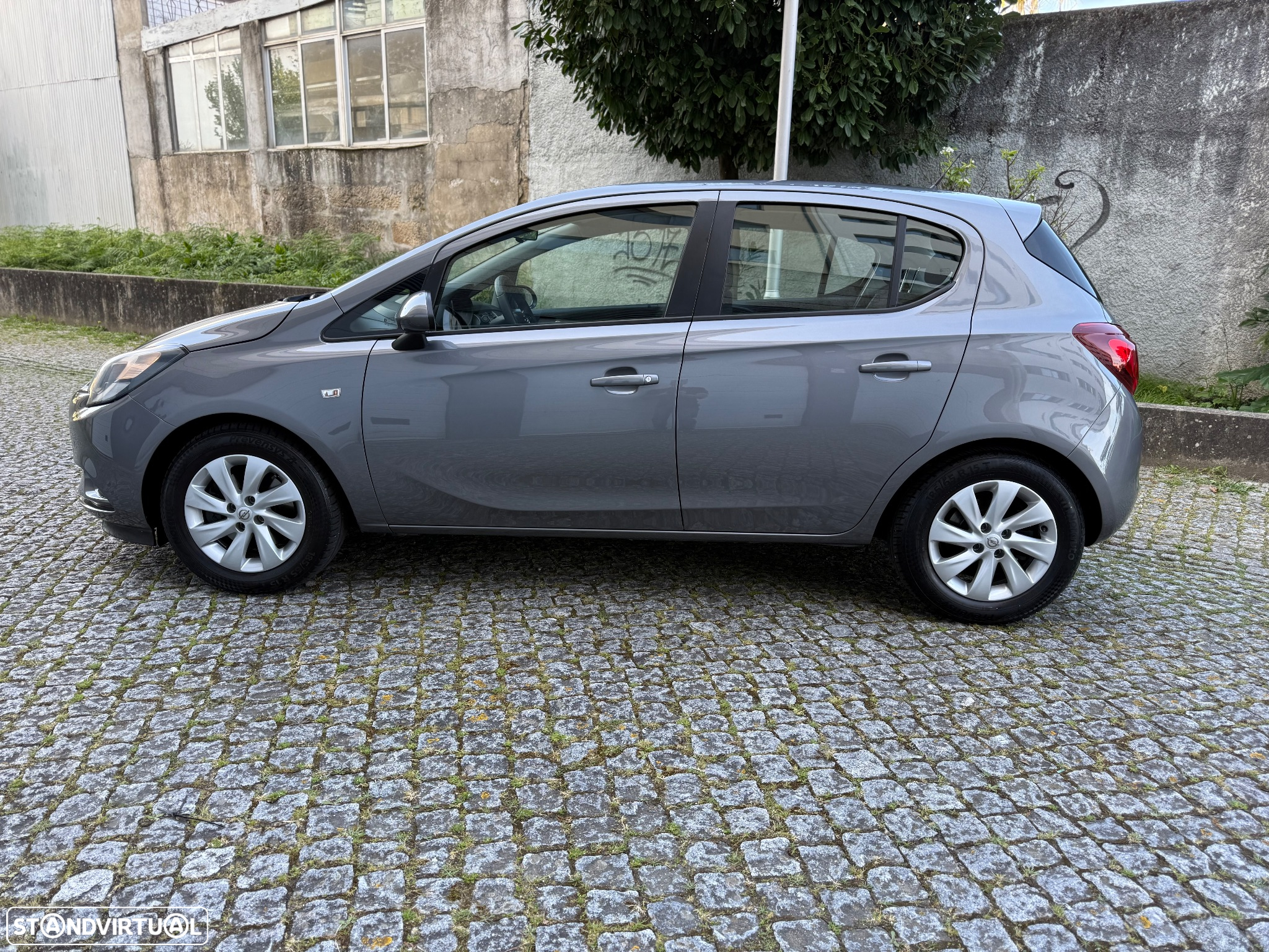 Opel Corsa 1.0 T Edition - 2