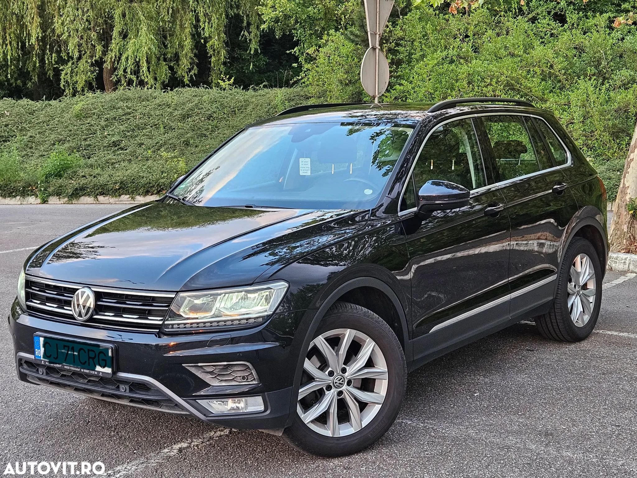 Volkswagen Tiguan 2.0 TDI SCR 4MOTION DSG Elegance - 1